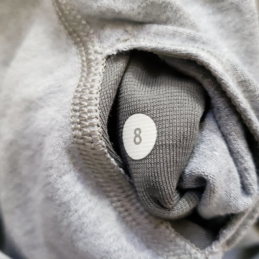 Lululemon Crop - Picture 4 of 4